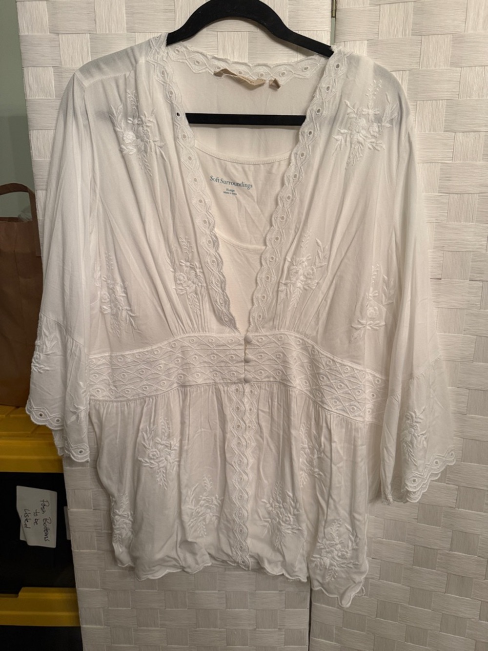 Soft Surroundings XL White Embroidered Top
over connected tank, good con🩷 - Picture 12 of 12